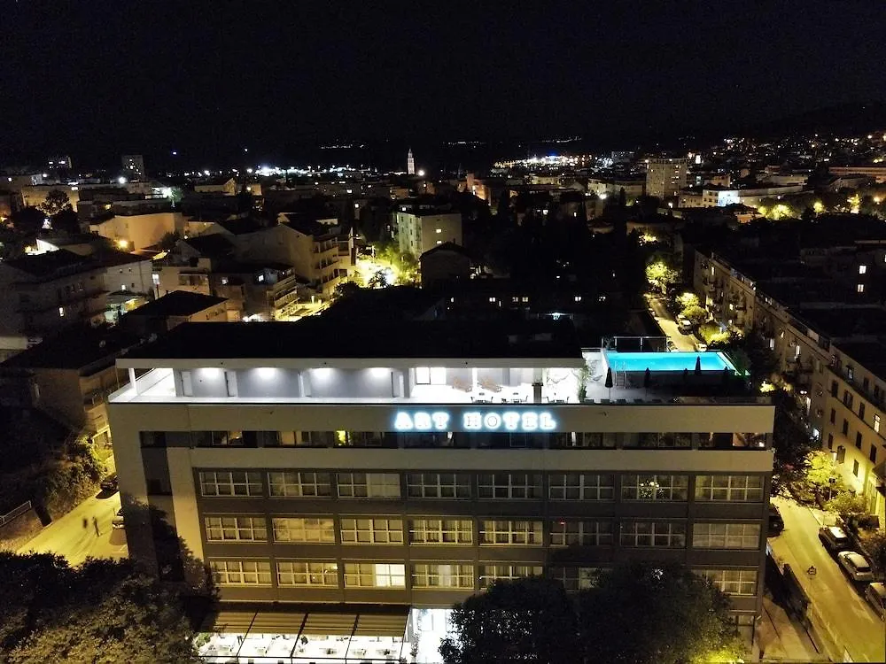 Art Hotel Split 4*,